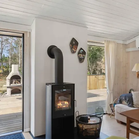 בית נופש Cozy Summer House In North Jutland *